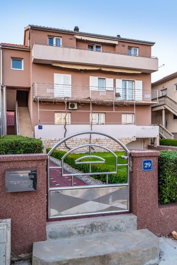 Apartment Adrian Биоград-на-Мору Экстерьер фото